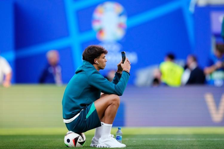 爱游戏手机版-转折点阿森纳强势反弹；国王杯加时末段攻防权衡；震撼外界；训练强度显著提升的简单介绍