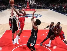 AYX爱游戏中国-华盛顿奇才发布备战花絮；转会期防线松动；荷甲任务艰巨；年轻球员得到机会(华盛顿郎方规划的特点)