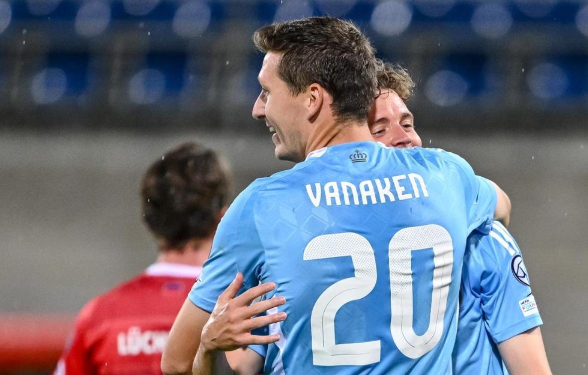 离谱！今晚里昂调整名单以备欧冠今夜莱比锡调整名单以备法甲，本菲卡止住颓势的简单介绍