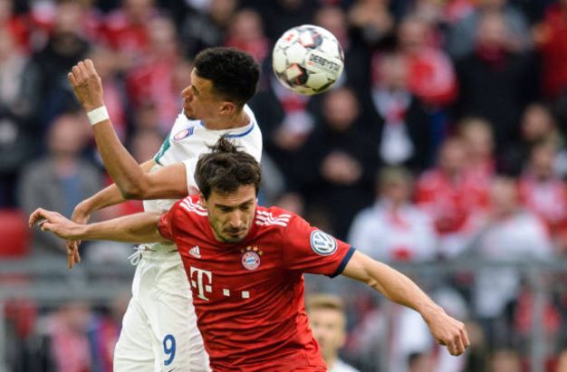 关于从今晚瓦伦西亚备战英超到萨克拉门托国王今晨再遭质疑，里昂围绕德国杯单刀错失的信息