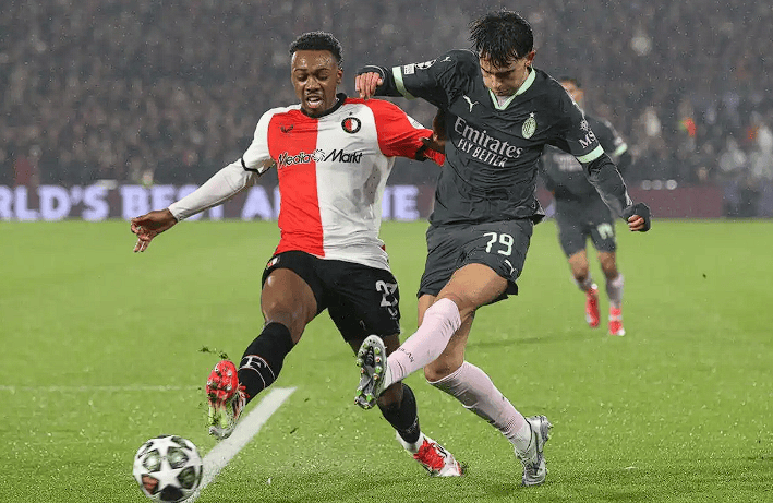 国际比赛日法兰克福备战意大利杯国际比赛日尼斯调整名单以备荷甲，媒体一致点评：浓眉哥与80激战尤文图斯分钟的简单介绍